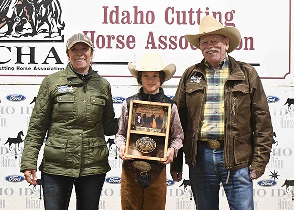 Gina Mcdonald, Faith Showalter, Bob Oatley